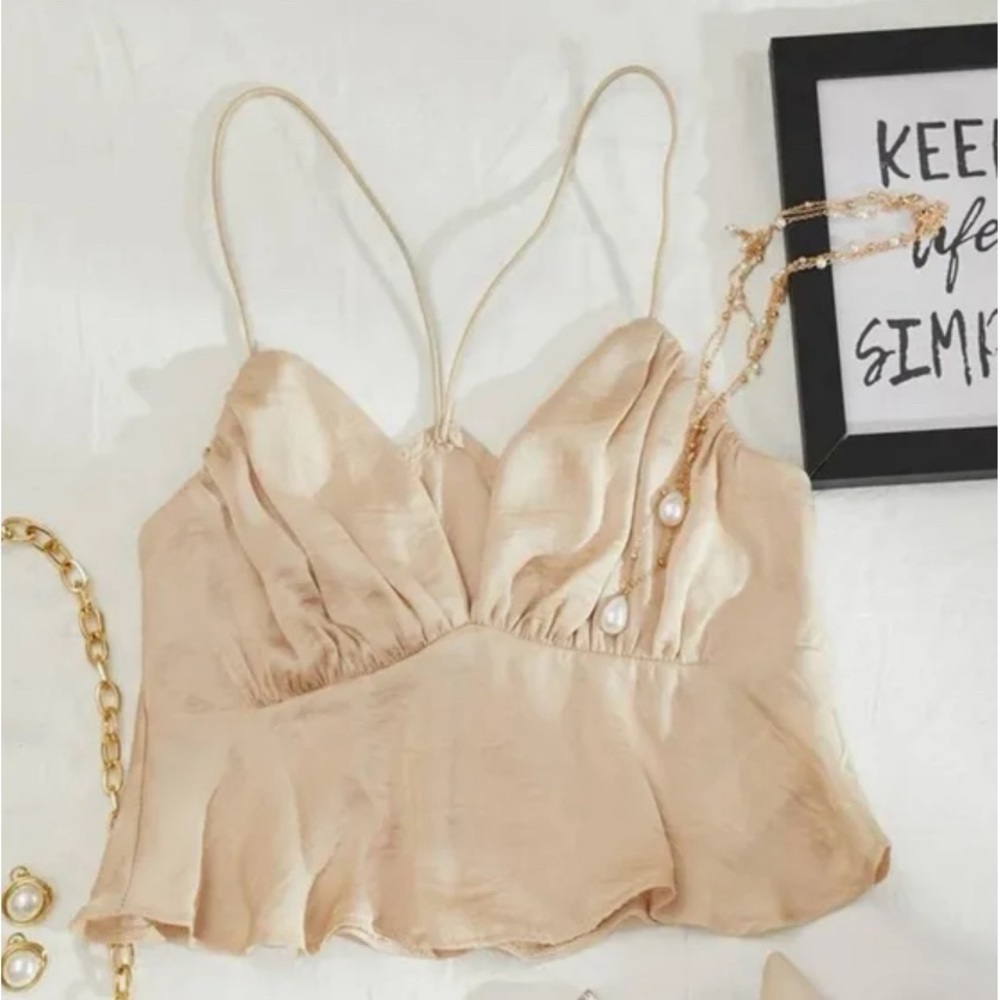 NWOT SHEIN Silky Cream Crop Top - Picture 1 of 3